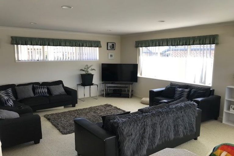 Photo of property in 30a Bayfair Drive, Mount Maunganui, 3116