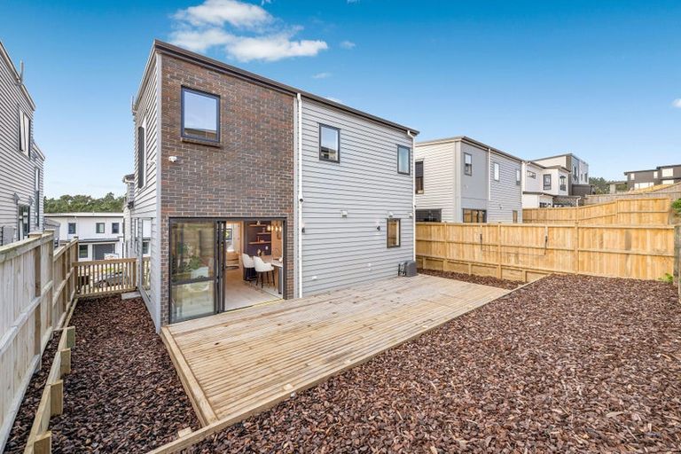 Photo of property in 23 Bremner Ridge Street, Flat Bush, Auckland, 2019