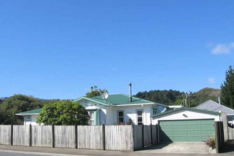 Photo of property in 20 Blenheim Street, Upper Hutt Central, Upper Hutt, 5018