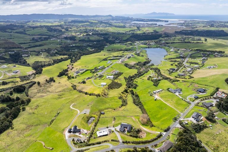 Photo of property in 42 Kokopu Lane, Mangawhai, Wellsford, 0975