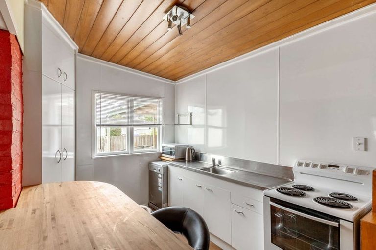 Photo of property in 37 Brookes Street, Inglewood, 4330