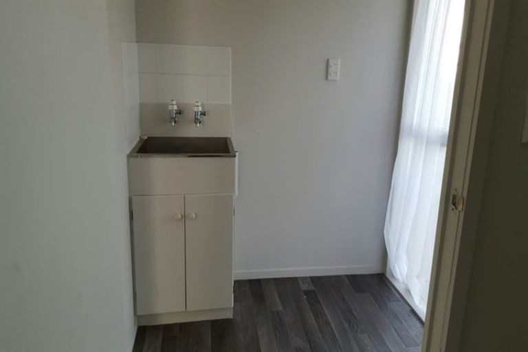 Photo of property in 1/10 Trounson Avenue, Clendon Park, Auckland, 2103