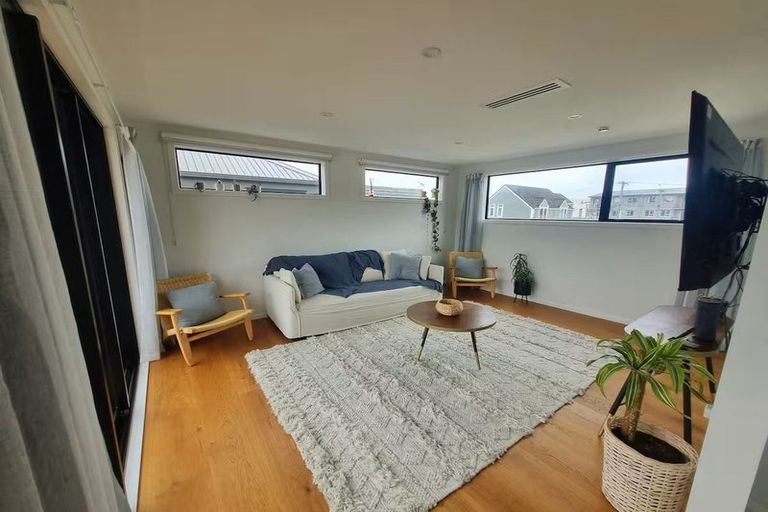 Photo of property in 112b Freyberg Street, Lyall Bay, Wellington, 6022