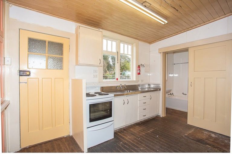 Photo of property in 180 Foyle Street, Bluff, 9814