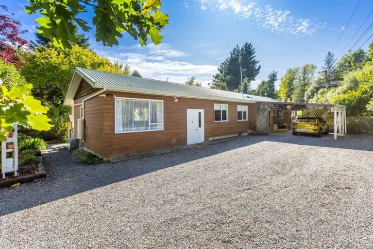 Photo of property in 196 Katherine Mansfield Drive, Whitemans Valley, Upper Hutt, 5371