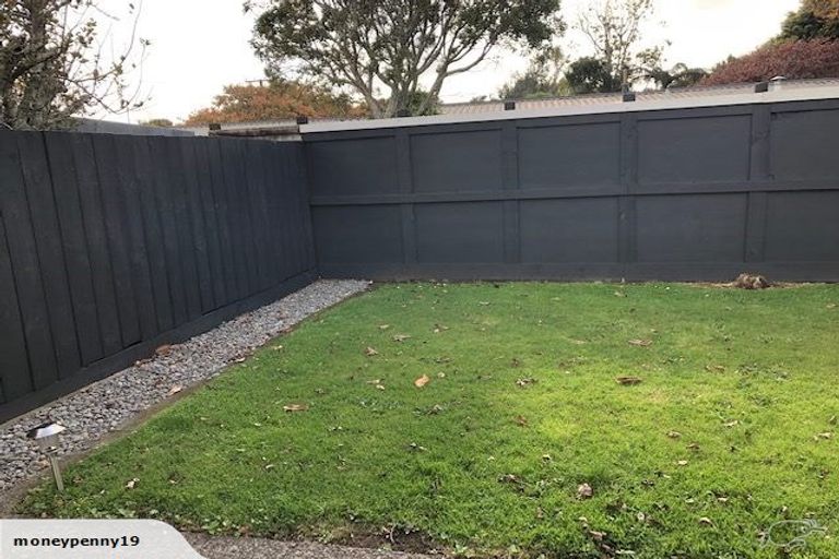 Photo of property in 12b Woodleigh Street, Frankleigh Park, New Plymouth, 4310