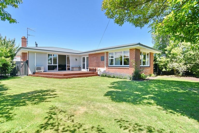 Photo of property in 32 Seddon Street, Rangiora, 7400