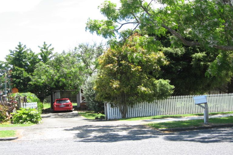 Photo of property in 71 Stevenson Road, Clarks Beach, 2122