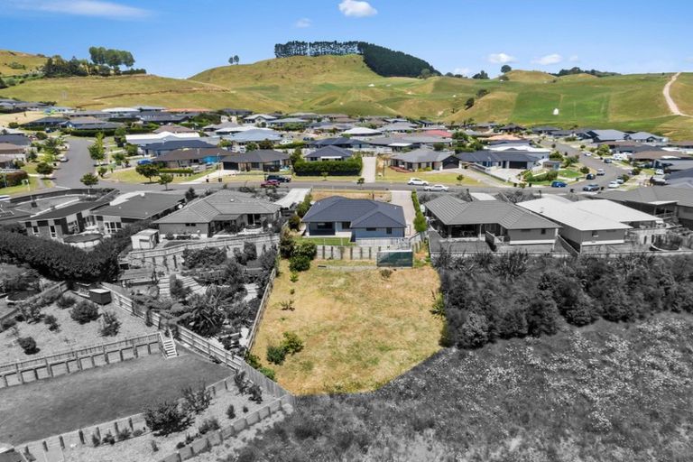 Photo of property in 138 Ballintoy Park Drive, Welcome Bay, Tauranga, 3175
