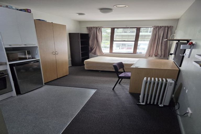 Photo of property in Orange Apartments/victoria Centr, 408/169 The Terrace, Wellington Central, Wellington, 6011
