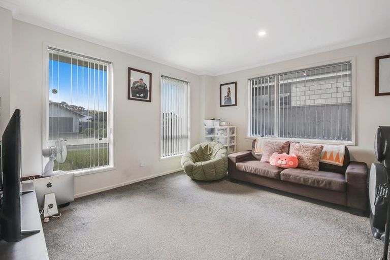 Photo of property in 17 Trevally Place, Snells Beach, 0920