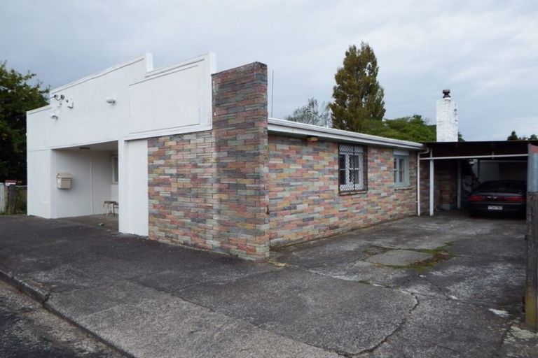 Photo of property in 11 Bell Street, Marton, 4710