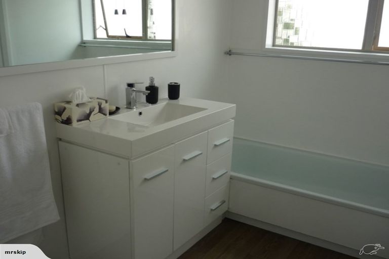 Photo of property in 66b Albert Street, Saint Clair, Dunedin, 9012