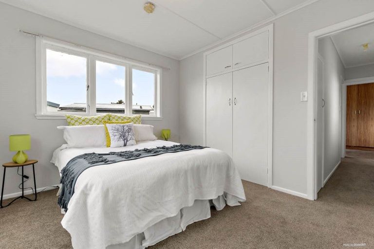 Photo of property in 1 Regina Street, Pokeno, 2402