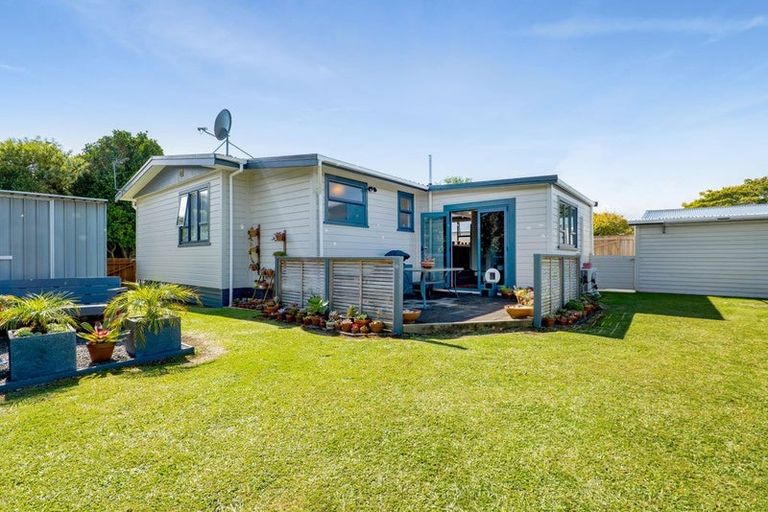 Photo of property in 44 Waimea Street, Westown, New Plymouth, 4310