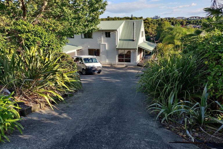 Photo of property in 16 Alpha Street, Cambridge, 3434