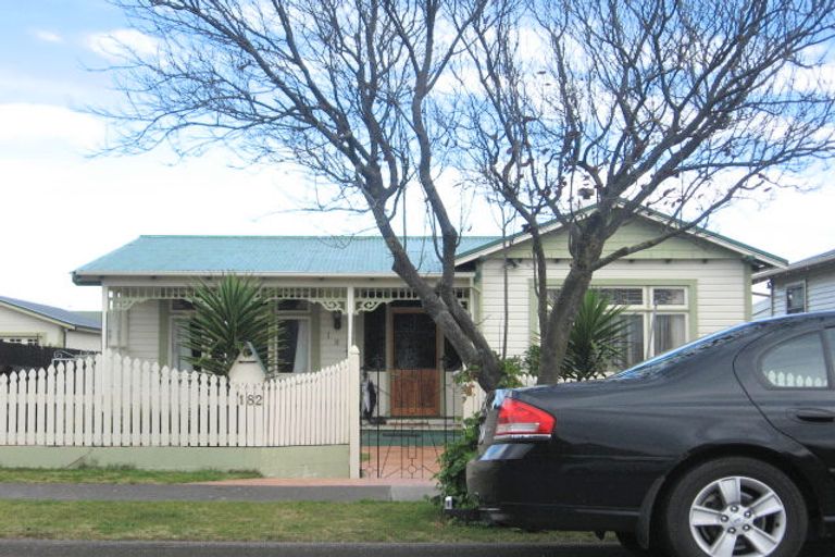 Photo of property in 182 Vigor Brown Street, Napier South, Napier, 4110