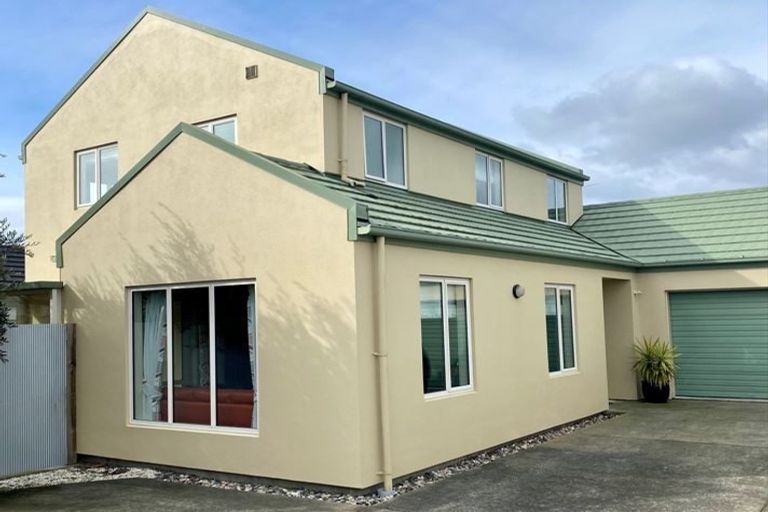 Photo of property in 150a Avonhead Road, Avonhead, Christchurch, 8042
