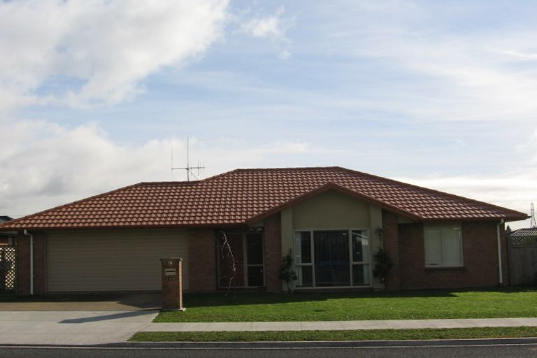 Photo of property in 183 Old Farm Road, Hamilton East, Hamilton, 3216