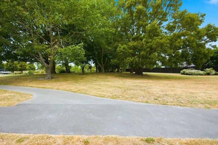 Photo of property in 43 Birkdale Drive, Shirley, Christchurch, 8061