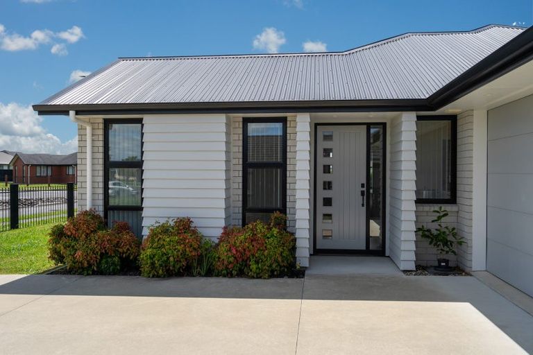 Photo of property in 22 Carnation Court, Cambridge, 3434