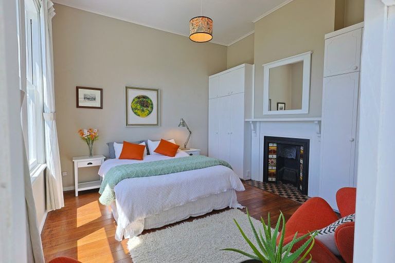 Photo of property in 53 Todman Street, Brooklyn, Wellington, 6021