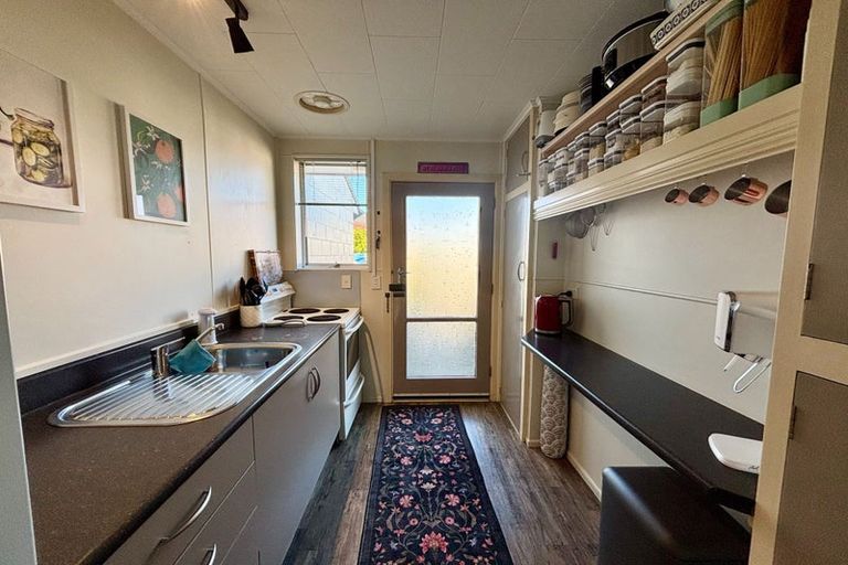 Photo of property in 3/5 Division Street, Riccarton, Christchurch, 8041