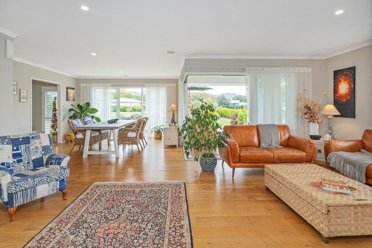 Photo of property in 10a Austin Drive, Whitianga, 3510