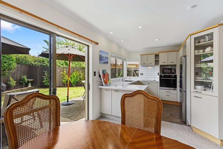 Photo of property in 6 Mcleod Place, Papamoa Beach, Papamoa, 3118