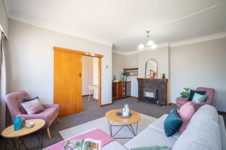 Photo of property in 67 Shamrock Street, Takaro, Palmerston North, 4412