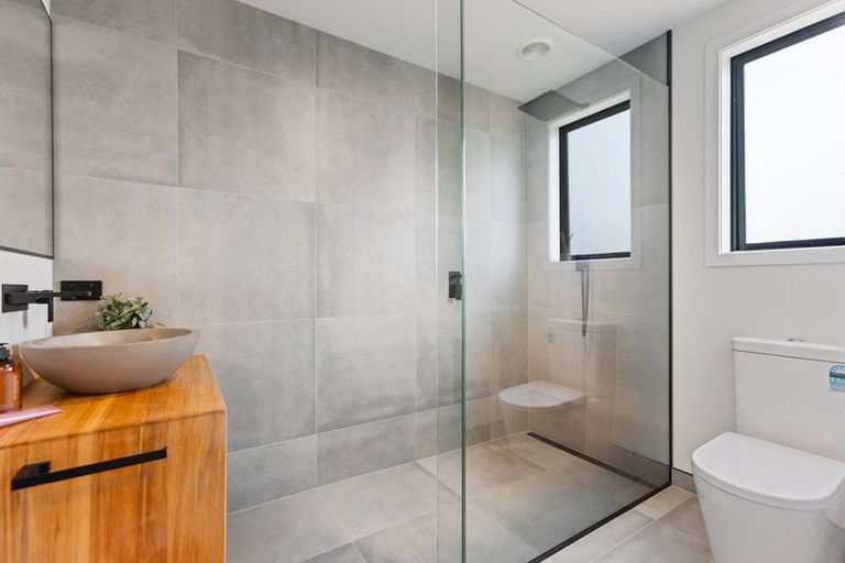 Photo of property in 3 Pepperwood Green, Albert Town, Wanaka, 9305