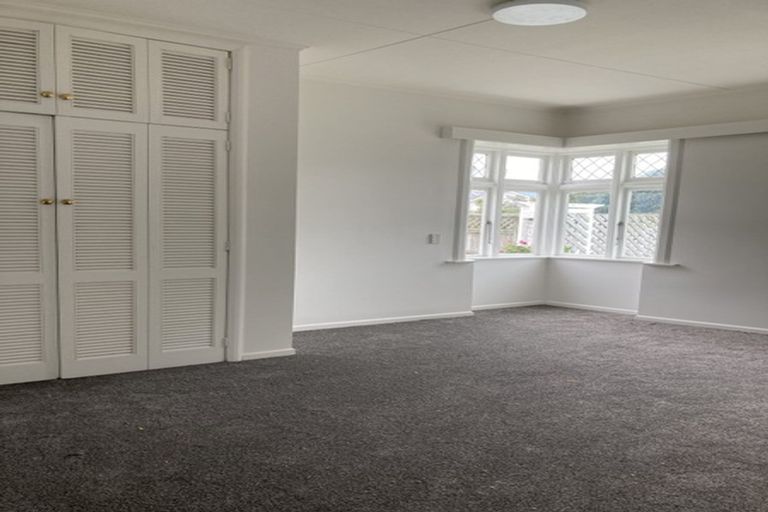 Photo of property in 88 Freyberg Street, Lyall Bay, Wellington, 6022