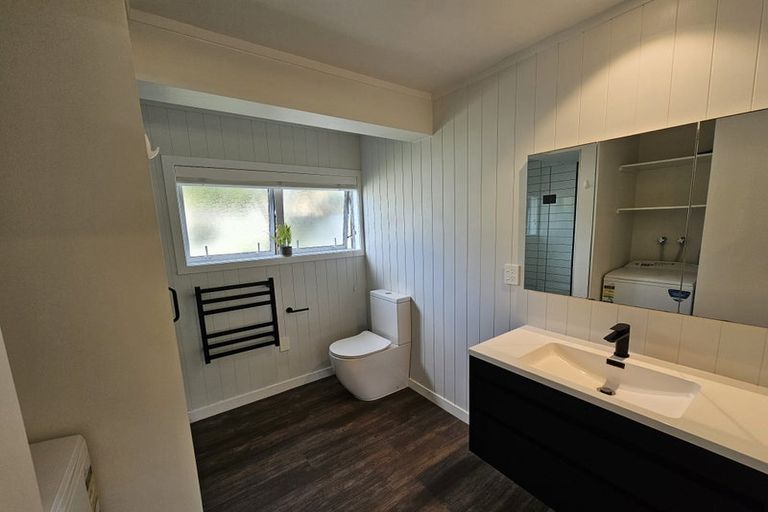 Photo of property in 2 Rogers Avenue, Eastern Beach, Auckland, 2012