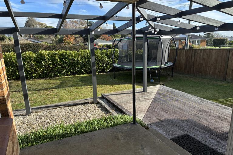 Photo of property in 20 Burns Street, Leamington, Cambridge, 3432