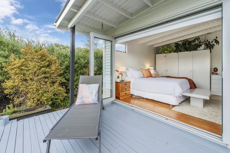 Photo of property in 31 Broadway Avenue, Waikuku Beach, 7473