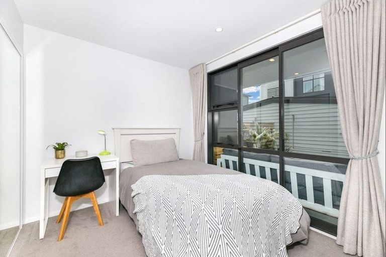 Photo of property in 25 Settlers Avenue, Hobsonville, Auckland, 0618
