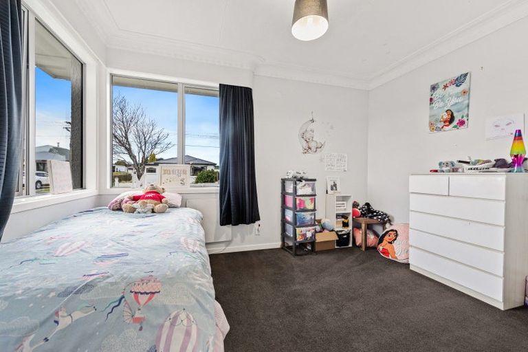 Photo of property in 19 Milton Street, Gore, 9710