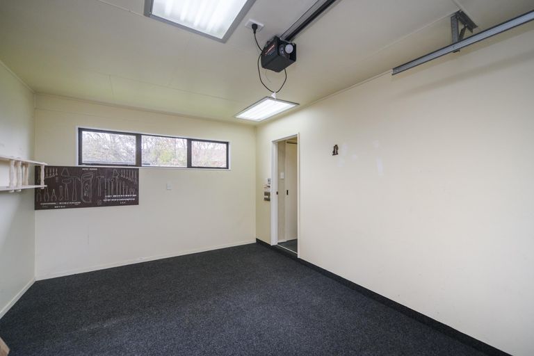 Photo of property in 110 Amberley Avenue, Highbury, Palmerston North, 4412