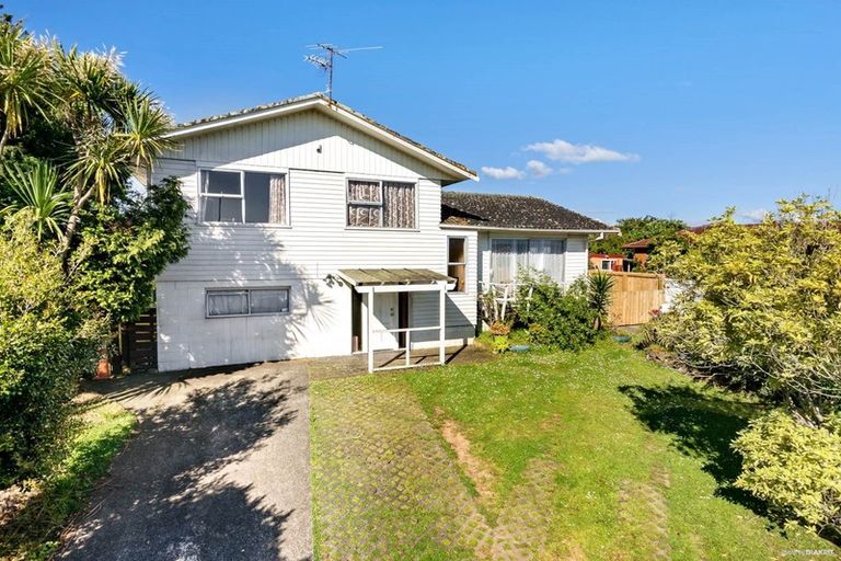 Photo of property in 146 Cascades Road, Pakuranga Heights, Auckland, 2010