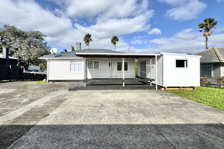 Photo of property in 222 East Tamaki Road, Otara, Auckland, 2023