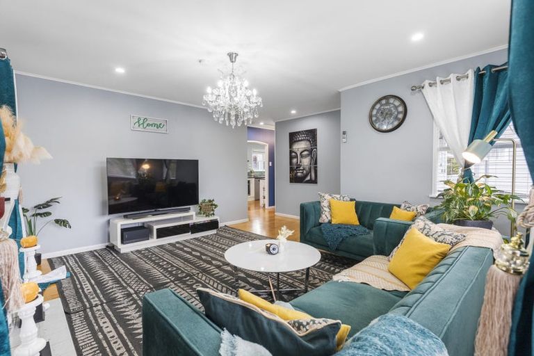 Photo of property in 53 Brennan Place, Opunake, 4616