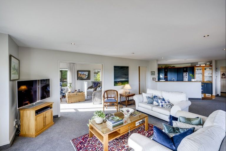 Photo of property in 36 Selwyn Road, Havelock North, 4130