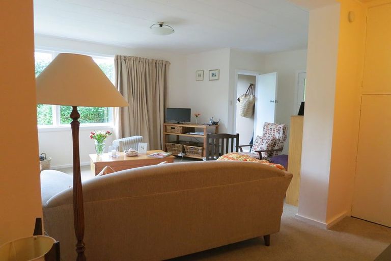 Photo of property in 42 Moana Road, Kelburn, Wellington, 6012