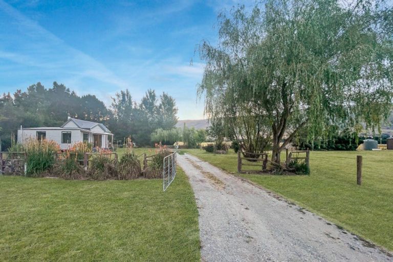 Photo of property in 1 Flint Street, Middlemarch, 9597