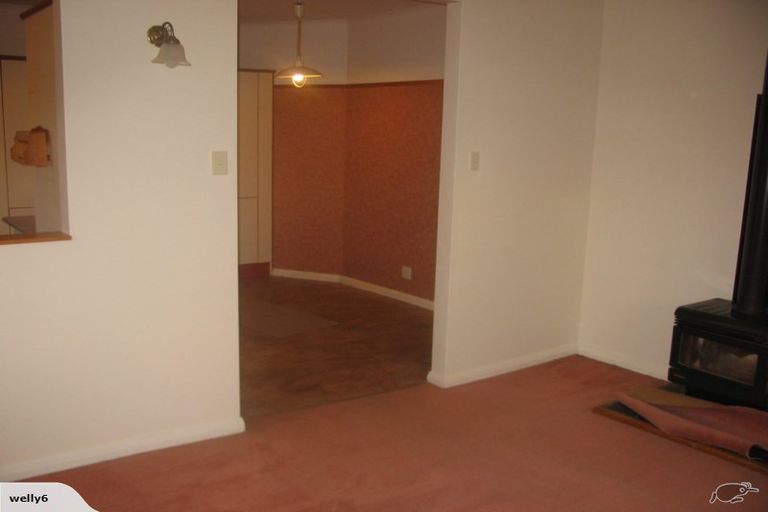 Photo of property in 1 Riverside Drive, Waiwhetu, Lower Hutt, 5010