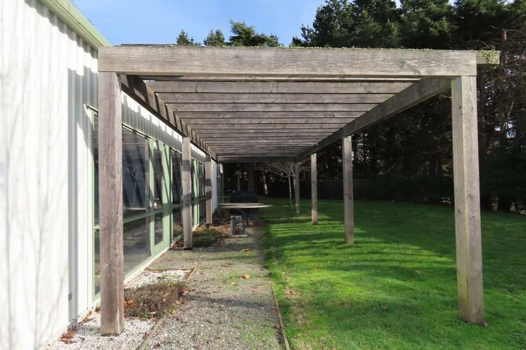 Photo of property in 184 Johns Road, Northwood, Christchurch, 8051