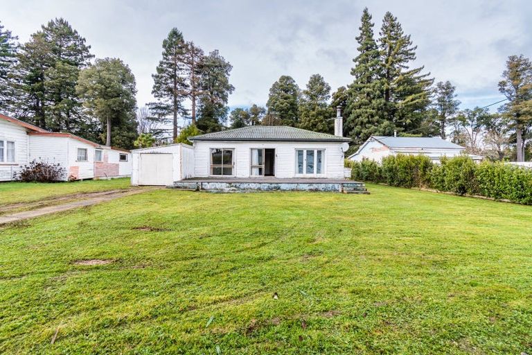 Photo of property in 174 Hautapu Street, Taihape, 4720