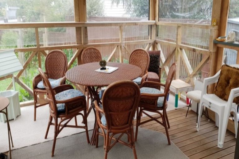 Photo of property in 1 Jull Crescent, Waipukurau, 4200