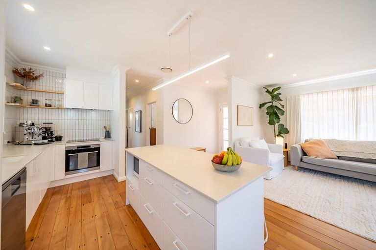 Photo of property in 12 Glenside Road, Glenside, Wellington, 6037