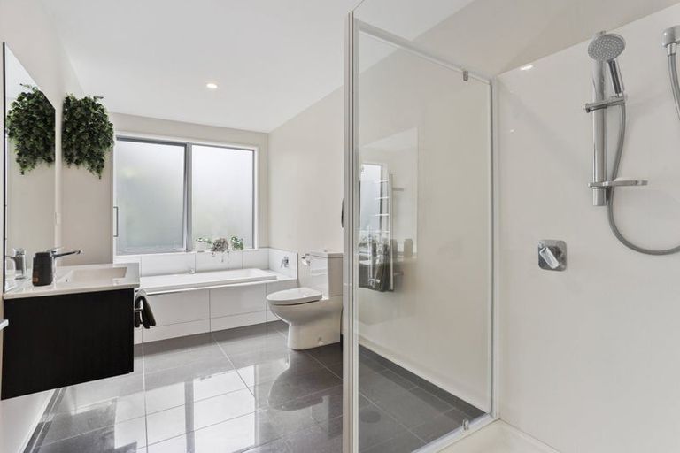 Photo of property in 20 Sandown Boulevard, Rangiora, 7400